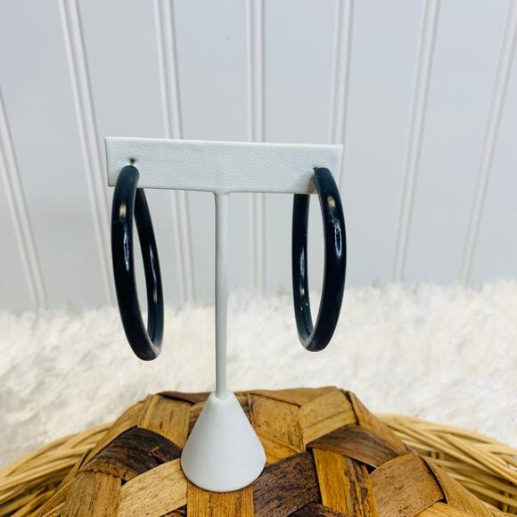 Vintage Black Plastic Glitter Large Hoops 2.25" diameter - Picture 4 of 6